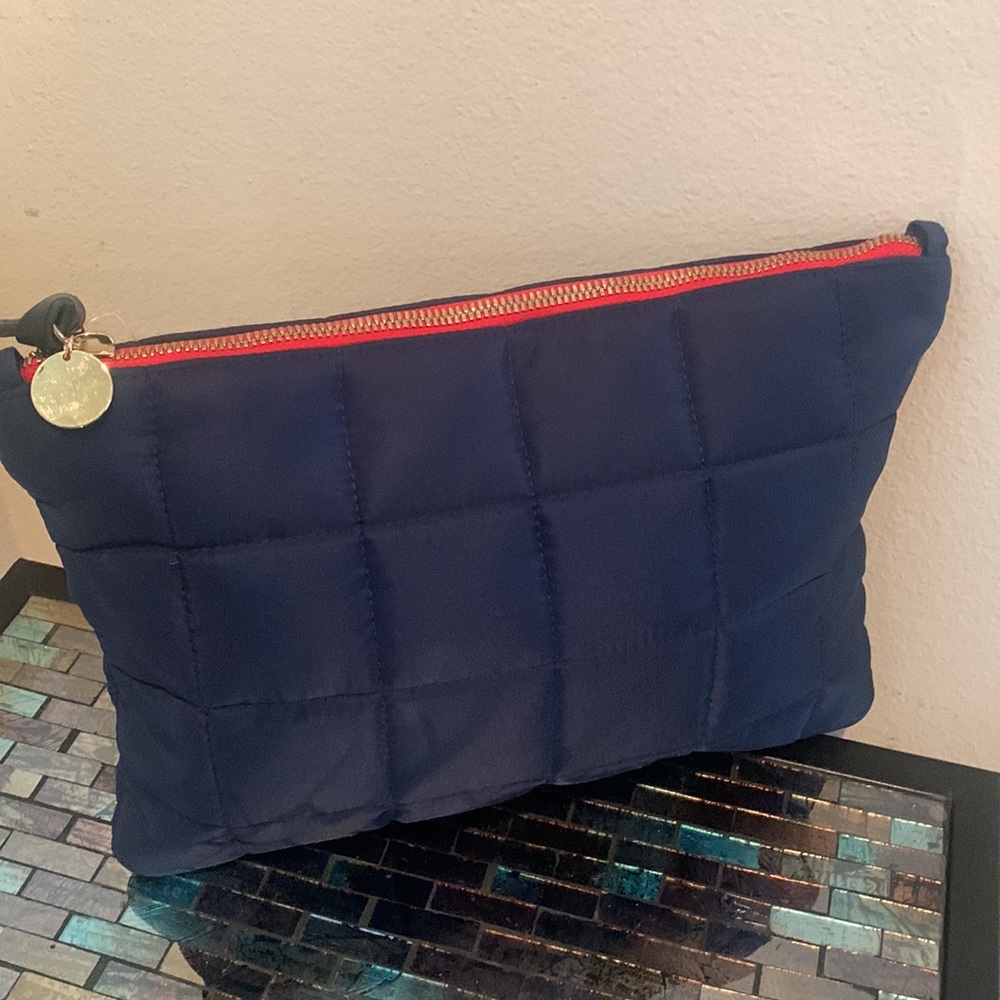 CLARE . V QUILTED NYLON FLAT CLUTCH